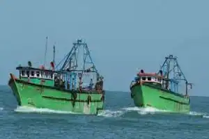 இலங்கைக்குள் ஊடுருவிய இலங்கையைச் சேர்ந்த இரண்டு மீனவர்களுக்கும் தனியான வழக்கு தாக்கல்