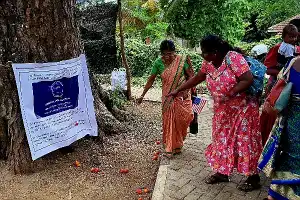 வவுனியாவில் தொடர் போராட்டத்தில் ஈடுபட்டு வரும் காணாமல் ஆக்கப்பட்டோரின் உறவினர்கள் நேற்று(09) கவனயீர்ப்பு...