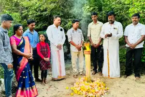 முல்லைத்தீவு – செஞ்சோலை வளாகத்தில் இலங்கை இராணுவ விமானப்படையினரின் வான் தாக்குதலில் உயிரிழந்த...