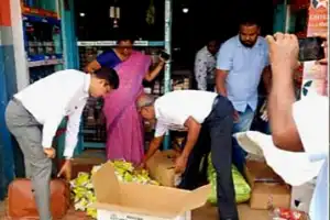 யாழ்.மாவட்டம் முழுவதும் விவசாய இராசயன கட்டுப்பாட்டுப் பிரிவினர் அதிரடிச் சோதனை நடத்தியுள்ளனர்.