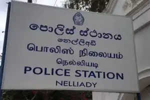 யாழில் பொலிஸ் பொறுப்பதிகாரியின் அச்சுறுத்தலுக்குள்ளானவர் வாள்வெட்டுக்கு இலக்கான சம்பவம் பரபரப்பை...