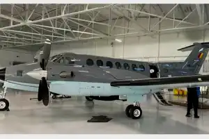 இலங்கை விமானப் படைக்கு அமெரிக்காவினால் வழங்கப்பட்ட Beechcraft King Air 360ER விமானம் இலங்கை வரவுள்ளது என அமெரிக்கத் தூதரகம்...