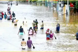 இலங்கையில் சீரற்ற காலநிலை ஒருவர் தேடல், 15 பேர் உயிரிழப்பு, 20 பேர் காயம்.-- அனர்த்த பிரிவு அறிக்கை