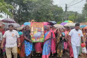 வவுனியாவில் மாவீரர்களின் பெற்றோர்களை மதிப்பளித்து கௌரவிக்கும் நிகழ்வொன்று இடம்பெற்றுள்ளது.