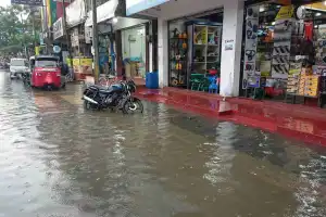 அம்பாறை மாவட்டத்தில் ஒரு லட்சத்து 23 ஆயிரத்து 876 பேர் பாதிப்பு