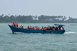 யாழ்.நெடுந்தீவில் இருந்து நாளை காலை சமுத்தரதேவா படகு சேவை இடம்பெறும் 