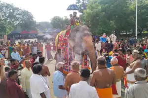 தென்னாடு செந்தமிழ் ஆகம சிவமட சைவ மாணவர் சபை நடத்தும் மார்கழிப் பெருவிழா இன்று யாழ்ப்பாணத்தில் நடைபெற்றது.