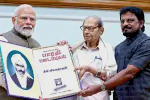 தமிழ் மொழியின் பொக்கிஷமாக பாரதியார் நூல்கள் அமைந்துள்ளன என்று பிரதமர் நரேந்திர மோடி புகழாரம்