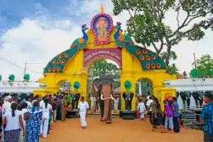 கதிர்காமம் முருகன் ஆலய வருடாந்த ஆடிவேல் விழாவுக்காகக் காட்டு வழிப்பாதை எதிர்வரும் 20 ஆம் திகதி திறக்கப்படும்.